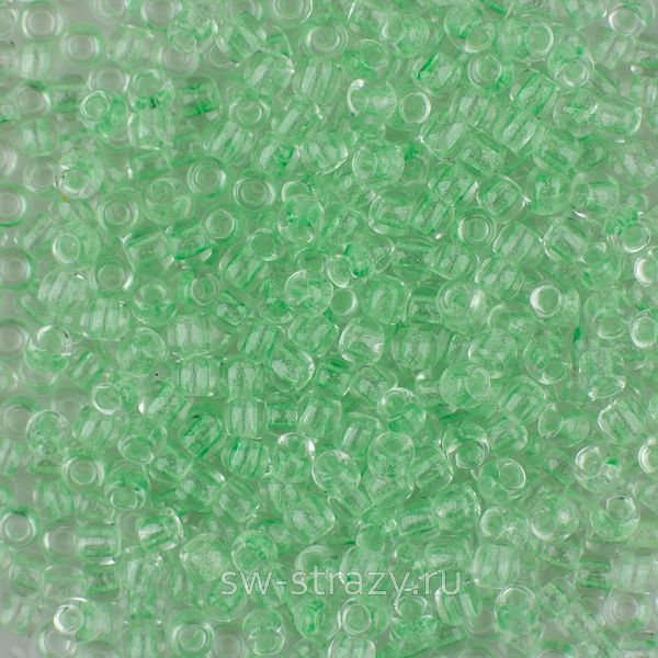 Бисер круглый 11/0 #2722 Светящийся в темноте мятный\ярко-зеленый