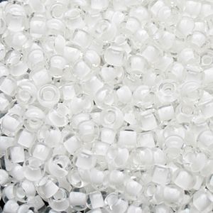 Бисер круглый 15/0 #0981 Окрашенный изнутри, хрусталь/снег