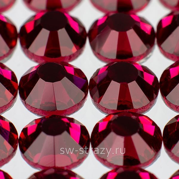 YHB 28 ss20 Ruby F 174