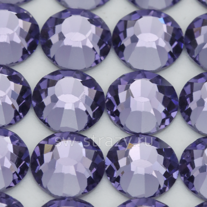 YHB 28 ss30 Tanzanite F 136