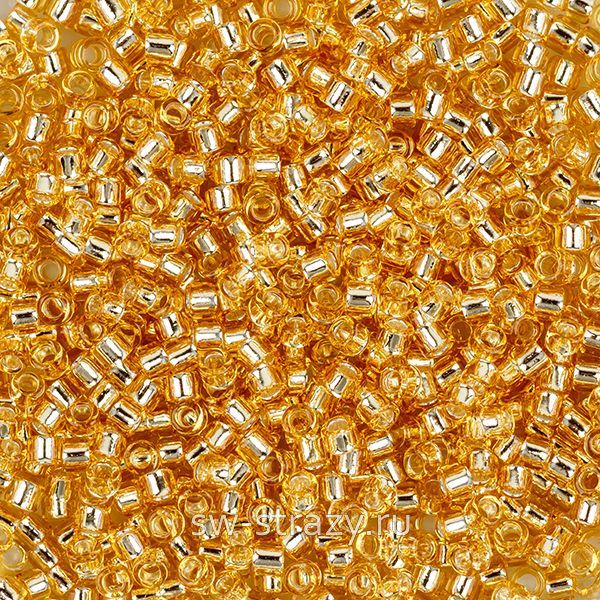 Бисер Treasures 11/0 #0022 светло-золотистый
