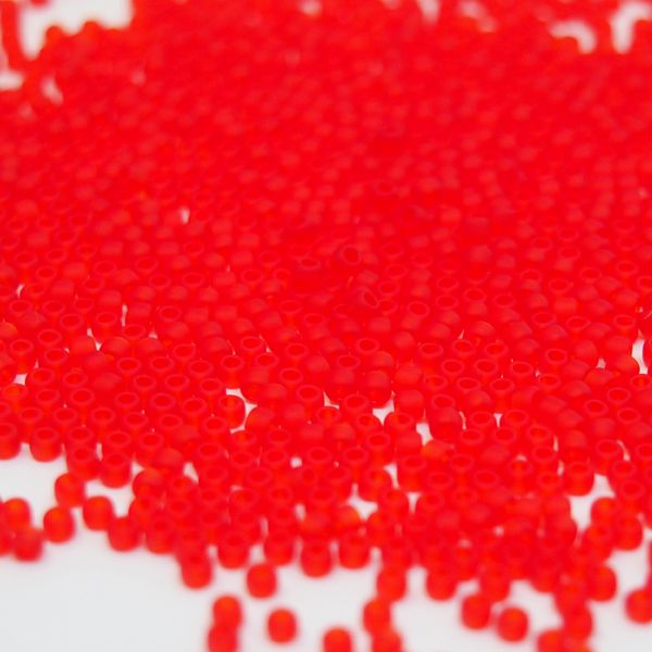 Бисер круглый 11/0 #0005F Матовый прозрачный, светлый рубин