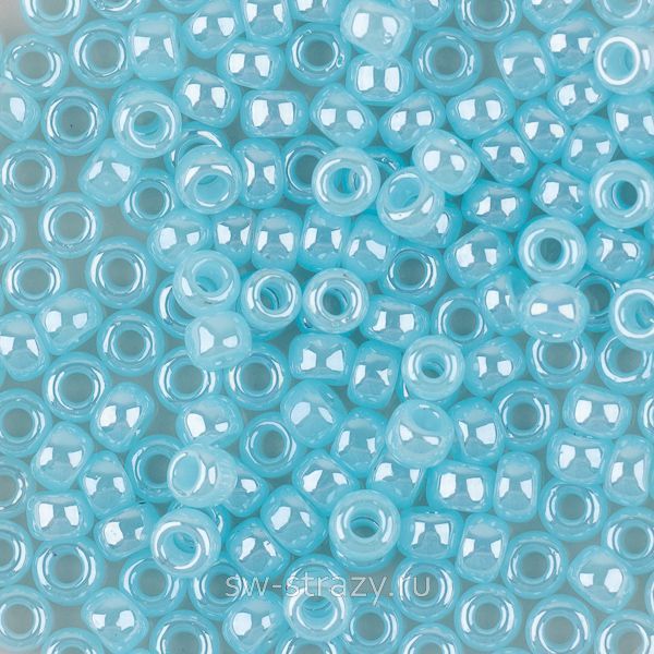 Бисер круглый 8/0 #0143 Цейлон, морская вода