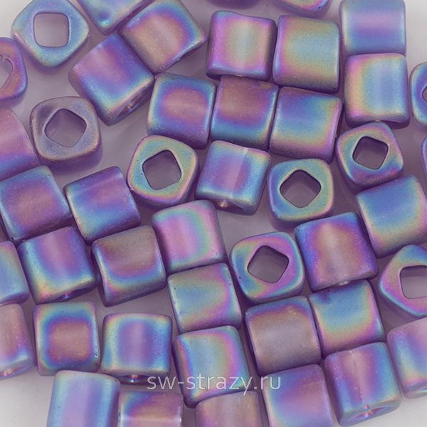Бисер Cube 1,5 mm #0166DF Матовый радужный, светлый танзанит