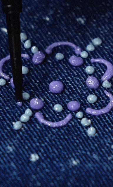 Нанесение глиттера